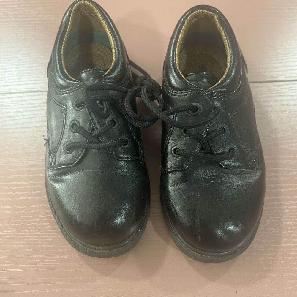 🏈 Toddlers Sprockets Black Dress Lace Up Hard Sole Shoes Size 8